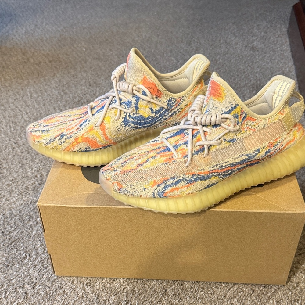 Adidas Yeezy Boost 350 V2 Max Sneakers